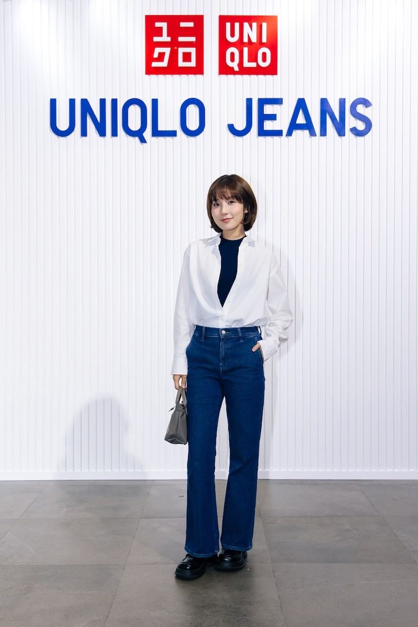 quan-jeans-dang-om-ong-loe-kieu-dang-moi-danh-cho-nu-trong-bst-uniqlo-jeans-20251-1757557804.JPG