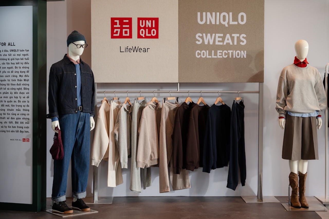 dong-trang-phuc-ni-trong-bst-lifewear-thu-dong-2026-theo-duoi-su-toi-gian-va-linh-hoat-1786598410.jpg