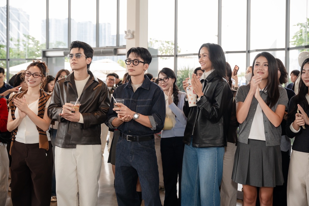 su-kien-gioi-thieu-bst-lifewear-thu-dong-2026-cua-uniqlo-mang-den-cac-dong-san-pham-thoi-trang-cai-tien-ve-thiet-ke-chat-lieu-va-mau-sac-1786598808.jpg