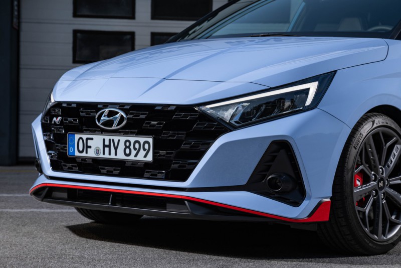 Hyundai i20 N 2021 duoc ra mat,  bo sung nhieu cong nghe the thao anh 3