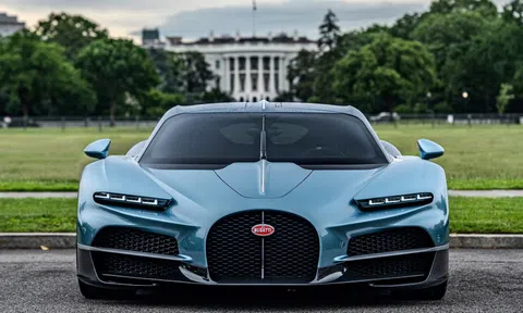 Bugatti Tourbillon đến thăm 'nhà tổng thống Trump'