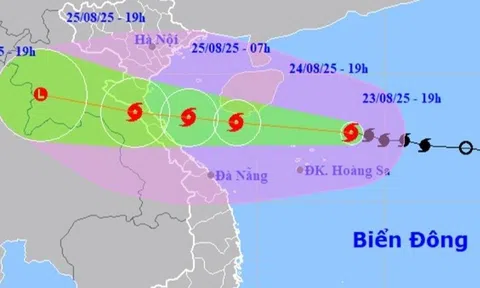 Bão số 5 Kajiki rất nguy hiểm, liên tục tăng cấp hướng về đất liền