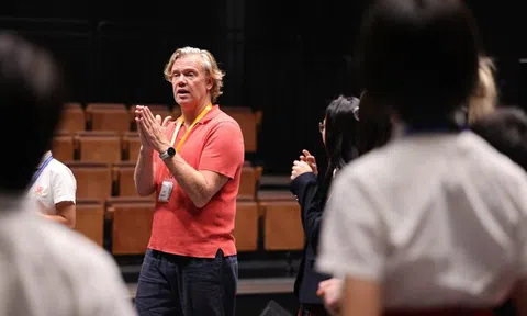 Một thập kỷ hợp tác nghệ thuật: EiM và Royal Shakespeare Company kỷ niệm 10 năm đồng hành