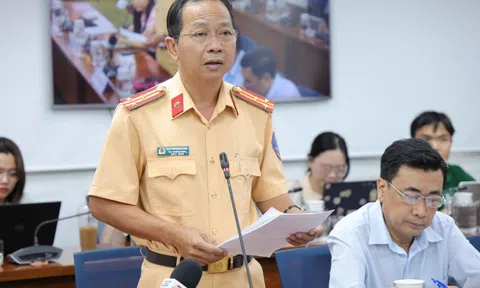 3.500 người điều khiển xe máy leo lề hè bị Công an TP.HCM xử phạt