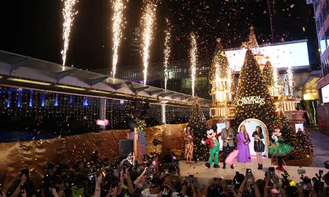 Harbour City và Hong Kong Disneyland Resort ra mắt lễ hội "Magical Christmas" bên bến cảng Victoria, Hồng Kông