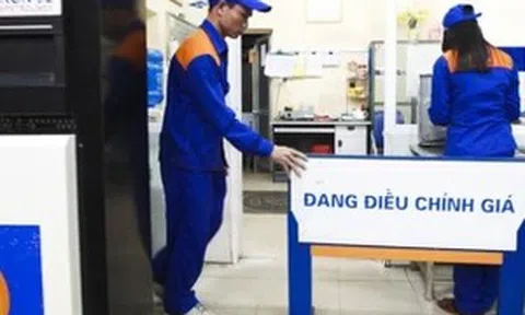 Dự báo giá xăng dầu tiếp tục giảm trong ngày 25/12