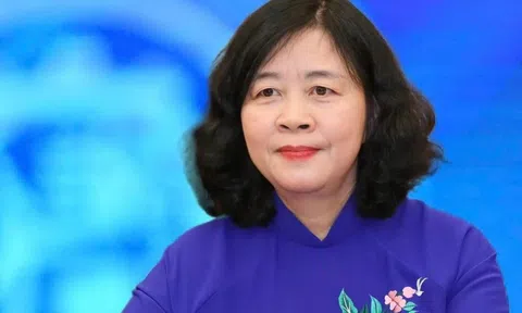 Giới thiệu bà Bùi Thị Minh Hoài ứng cử Đại biểu Quốc hội