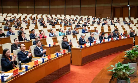 Chủ tịch Quốc hội chủ trì Hội nghị thông báo nhanh kết quả Đại hội XIV của Đảng