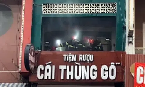 Kịp thời dập tắt đám cháy tại tiệm rượu trên đường Hai Bà Trưng, TPHCM