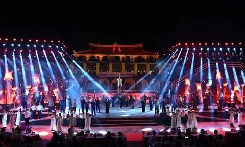 Lãnh đạo Đảng, Nhà nước dự kỷ niệm 85 năm Bác Hồ về nước