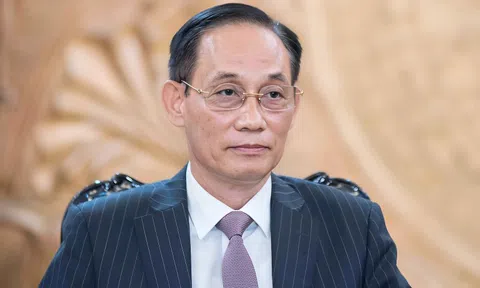 Ngoại giao Việt Nam sẽ thế nào sau khi trở thành nhiệm vụ 'trọng yếu, thường xuyên'?