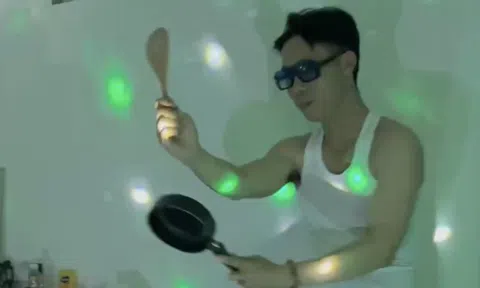 Clip 'xào ke' của công an phường gây sốt trên mạng, dân khen 'diễn hay quá chú công an ơi'