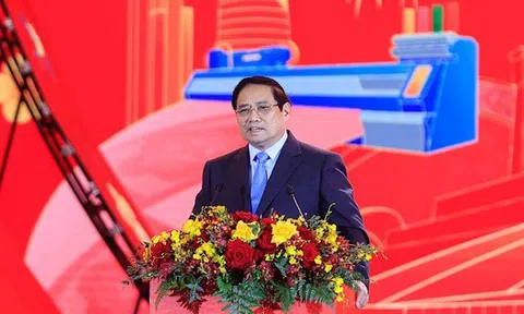 Thủ tướng biểu dương Vingroup của tỷ phú Phạm Nhật Vượng