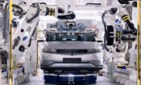 Sau Trung Quốc, Canada tiếp tục 'mời gọi' các hãng xe Hàn