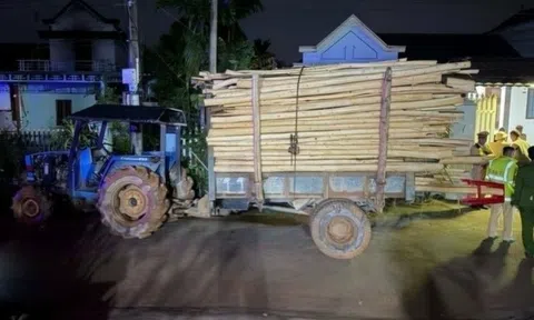 Hai chị em ruột ở Huế tử vong sau va chạm với xe máy cày