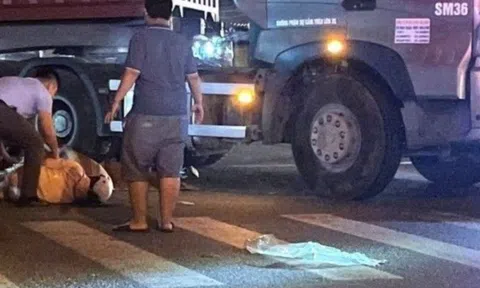 Nữ công nhân tử vong dưới bánh xe đầu kéo container