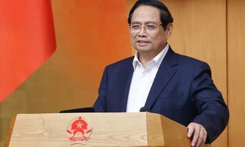 Thủ tướng yêu cầu nỗ lực ngay từ ngày đầu để hoàn thành mục tiêu tăng trưởng 2 con số