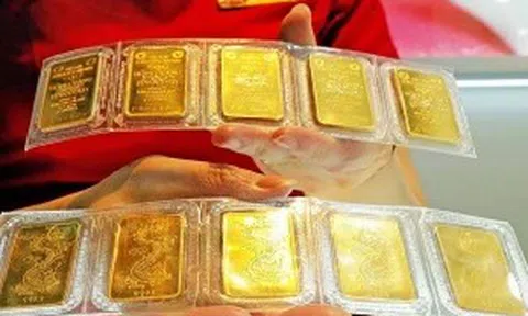 Giá vàng hôm nay 4/2 đảo chiều tăng 10 triệu đồng, lên vượt mốc 176 đồng/lượng