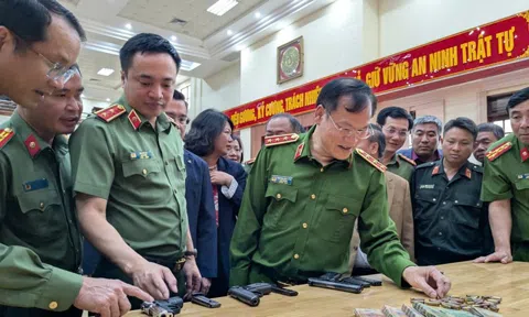 Họp báo vụ bắt giữ 2 nghi phạm cướp ngân hàng tại Gia Lai: Nhóm cướp tìm cách xóa dấu vết thế nào?