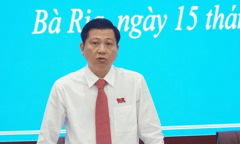 Miễn nhiệm Phó chủ tịch HĐND TP.HCM Trần Văn Tuấn