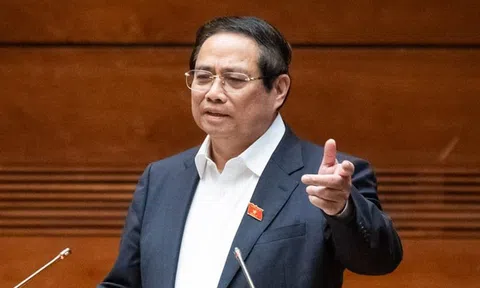 Thủ tướng yêu cầu tăng cường kênh huy động vốn trung - dài hạn, giảm áp lực lên nguồn vốn ngắn hạn của hệ thống ngân hàng