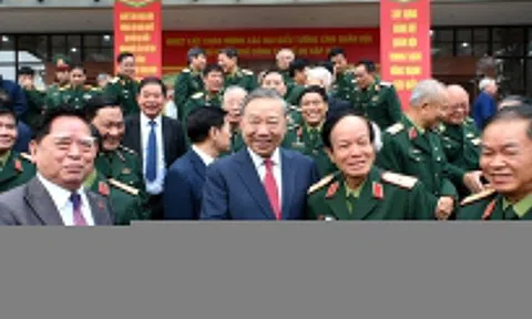 Tổng Bí thư Tô Lâm gặp mặt đại biểu tướng lĩnh quân đội nghỉ hưu