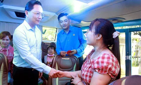 Chuyến xe Tết đoàn viên đưa 500 công nhân khó khăn Đồng Nai về quê