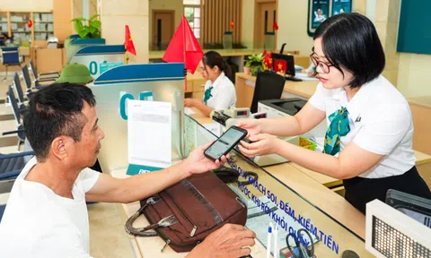 Khi ngân hàng nghỉ Tết, khách hàng cần lưu ý gì?