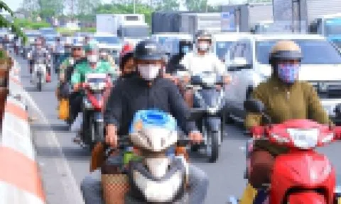 Ùn tắc đường từ TP.HCM về các tỉnh miền Tây