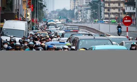 Cảnh trái ngược tại hầm chui 778 tỷ đồng