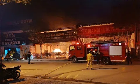Cháy quán bia hơi rạng sáng ngày cuối năm, nam thiếu niên tử vong