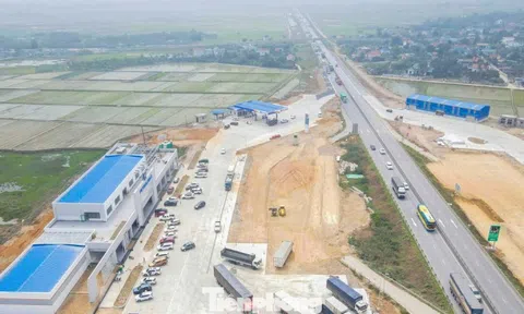 Khai thác tạm trạm dừng nghỉ trên cao tốc Bắc - Nam qua Thanh Hóa dịp Tết