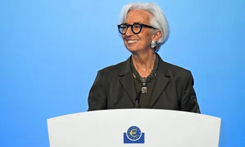 Bà Lagarde hạ nhiệt đồn đoán rời ECB, nói dự kiến hoàn thành nhiệm kỳ