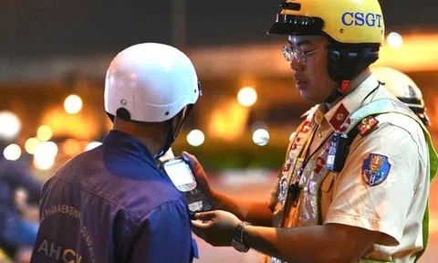 Khung giờ nào người dân TPHCM vi phạm nồng độ cồn nhiều nhất?