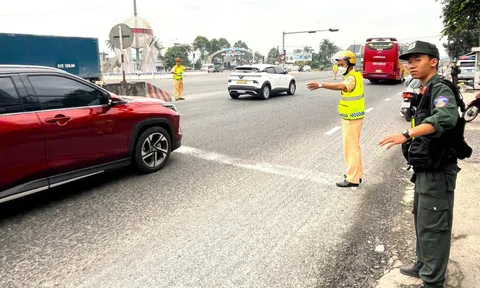 Quốc lộ 1 thông thoáng, cao tốc Vân Phong - Nha Trang, Nha Trang - Cam Lâm xe cộ bắt đầu tấp nập