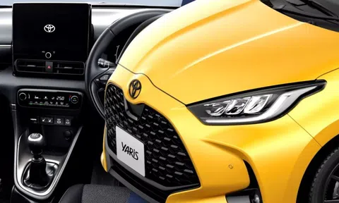 Toyota Yaris Cross 2026 xuất hiện bản nâng cấp, màn hình to hơn