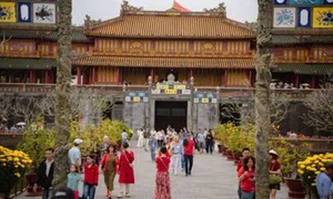 Du lịch TP Huế tăng trưởng ấn tượng, thu hơn 1.100 tỷ đồng dịp Tết Nguyên đán 2026