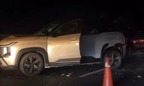 Tai nạn liên hoàn 5 xe trên cao tốc Phan Thiết - Dầu Giây đêm mùng 7 Tết, ùn ứ nhiều cây số