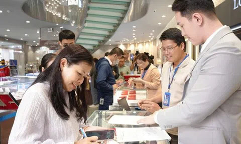 Cuối ngày 25-2, giá vàng miếng neo cao, nhiều công ty ra thông báo quan trọng