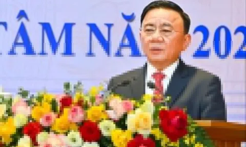 8 Ủy viên Bộ Chính trị tham gia Ban Chỉ đạo TW về phát triển văn hóa