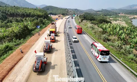 Toàn cảnh công trường mở rộng cao tốc Nội Bài – Lào Cai sau kỳ nghỉ Tết