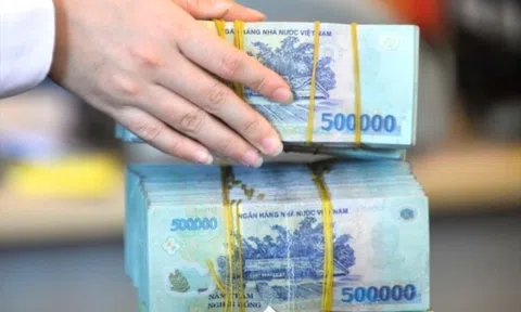 Một ngân hàng tăng vốn nhanh "chóng mặt"