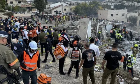 Xung đột Trung Đông leo thang, các công ty du lịch Việt Nam kích hoạt ứng phó khẩn cấp