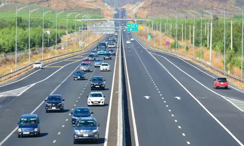 Thu phí 5 đoạn tuyến đường cao tốc Bắc - Nam từ 22h ngày 2-3, mức phí thế nào?