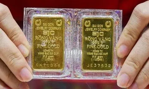 Giá vàng hôm nay 2/3: Trong nước ổn định ở mức cao, thế giới đi ngang