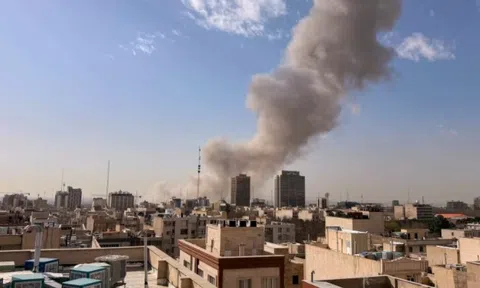 Tình hình sơ tán công dân Việt Nam tại Iran