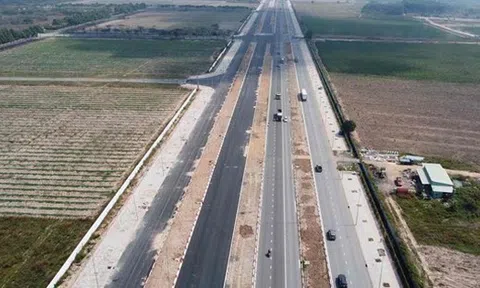 Đồng Nai chỉ đạo "nóng" liên quan tiến độ 2 tuyến đường kết nối với sân bay Long Thành