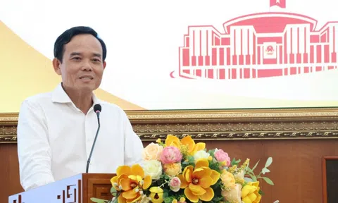 Bí thư TP.HCM: Metro số 2 chắc chắn nhanh hơn Metro số 1