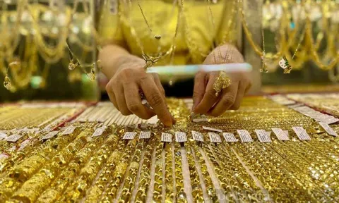 Giá vàng hôm nay 4.3: Giảm mạnh, còn 188,2 triệu đồng/lượng