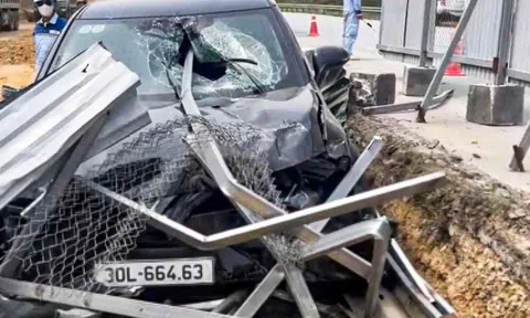 Tai nạn liên tiếp ở cao tốc Nội Bài - Lào Cai, nhiều người thương vong